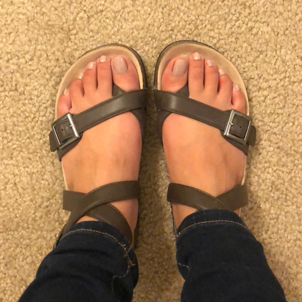 Criss cross sandals